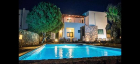 Luxury Villa in Agios Nikolaos with private pool, Agios Nikolaos